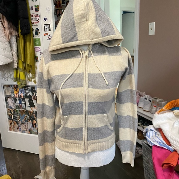 Brandy zip up - Picture 2 of 2